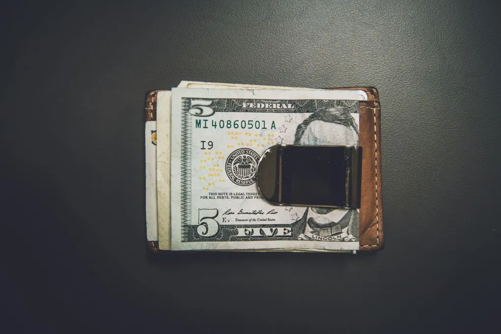 Debanking: Quando seu Banco Vira seu Inimigo Político, o Bitcoin Ri por Último